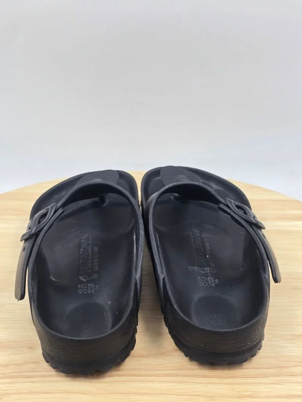 Birkenstock Gizeh Black EVA Rubber Sandals Women's Sz 4